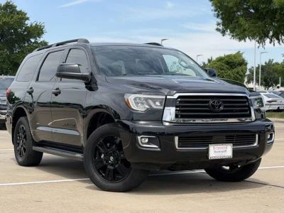 2021 Toyota Sequoia - Photo 2