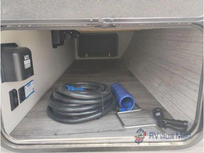 2026 Coachmen RV Catalina Legacy Edition — photo 14 view