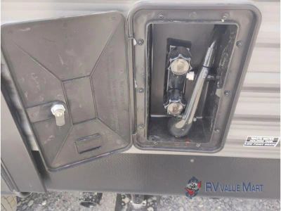 2026 Coachmen RV Catalina Legacy Edition — photo 16 view