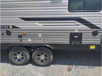 2026 Coachmen RV Catalina Legacy Edition — photo 18 view