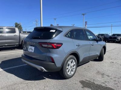 2026 Ford Escape - Photo 3