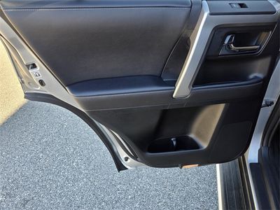 2022 Toyota 4Runner — photo 36 view