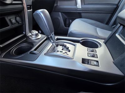 2022 Toyota 4Runner — photo 24 view
