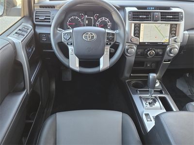 2022 Toyota 4Runner — photo 12 view