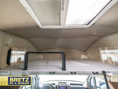 2009 Winnebago View - Photo 11