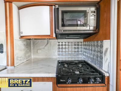 2009 Winnebago View - Photo 13