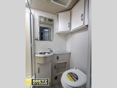 2009 Winnebago View - Photo 18