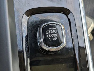 2023 Volvo XC60 Recharge Plug-In Hybrid — photo 31 view