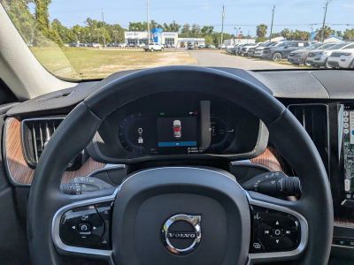 2023 Volvo XC60 Recharge Plug-In Hybrid — photo 29 view