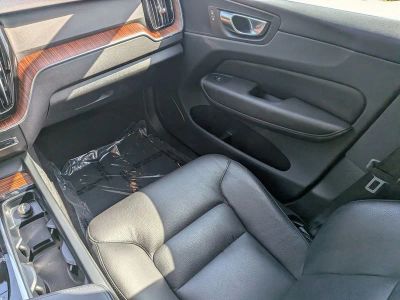 2023 Volvo XC60 Recharge Plug-In Hybrid — photo 17 view