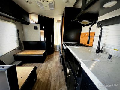 2022 Forest River Cherokee Grey Wolf - Photo 5