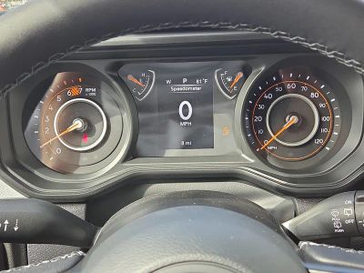 2026 Jeep Wrangler — photo 28 view