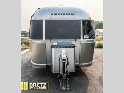2020 Airstream Flying Cloud — rear three-quarter view