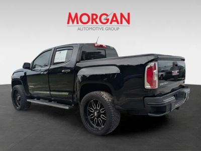 2020 GMC Canyon — engine compartment view