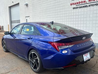2023 Hyundai Elantra - Photo 3