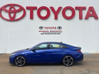 2023 Hyundai Elantra - Photo 2