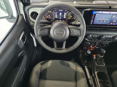 2026 Jeep Wrangler - Photo 12