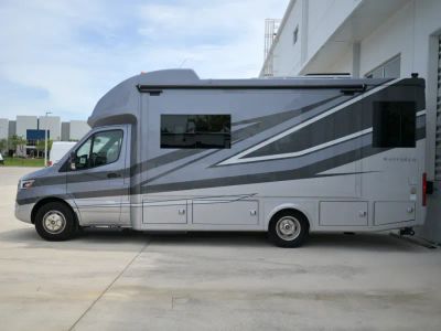 2027 Tiffin WAYFARER — photo 38 view
