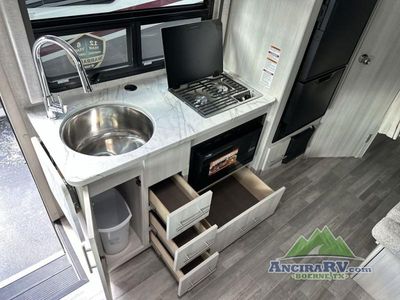 2024 Thor Motor Coach Compass AWD - Photo 10
