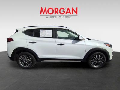 2021 Hyundai Tucson — interior view