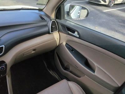2021 Hyundai Tucson — photo 17 view