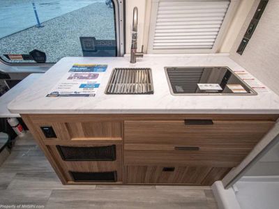 2027 Thor Motor Coach Rize - Photo 11