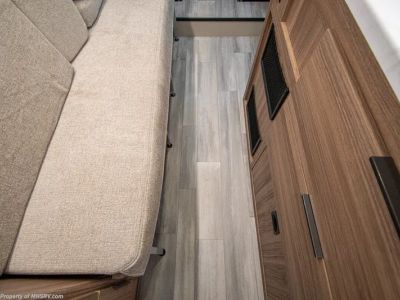 2027 Thor Motor Coach Rize - Photo 17