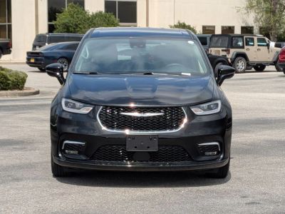 2024 Chrysler Pacifica - Photo 8