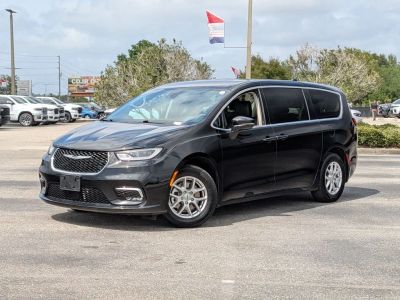 2024 Chrysler Pacifica - Photo 1