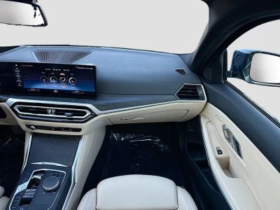 2023 BMW 3 Series — photo 17 view