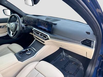 2023 BMW 3 Series — photo 13 view