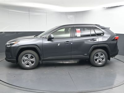 2025 Toyota RAV4 Hybrid XLE SUV - Photo 7