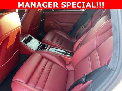 2018 Porsche Panamera - Photo 12