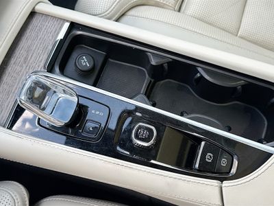 2024 Volvo XC90 - Photo 29