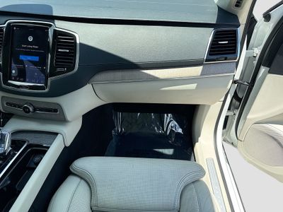 2024 Volvo XC90 - Photo 18