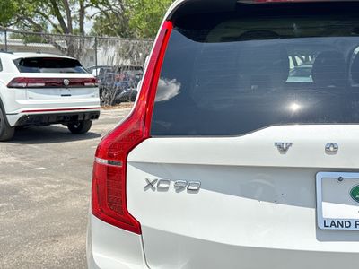 2024 Volvo XC90 - Photo 9