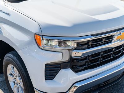 2025 Chevrolet Silverado 1500 — photo 9 view