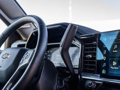 2025 Chevrolet Silverado 1500 — photo 12 view