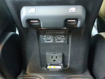 2026 Jeep Gladiator — photo 16 view