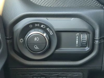 2026 Jeep Gladiator — photo 28 view