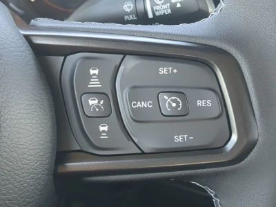 2026 Jeep Gladiator — photo 31 view