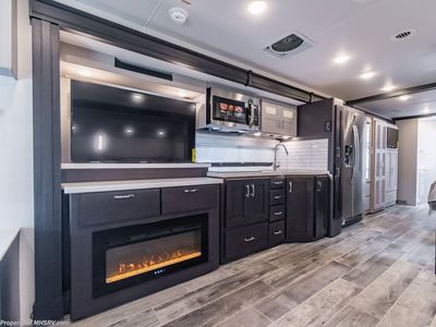 2026 Thor Motor Coach Inception HD - Photo 15