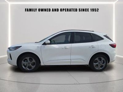 2023 Ford Escape — detail view