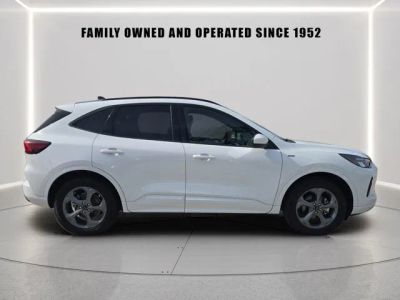 2023 Ford Escape — side profile view