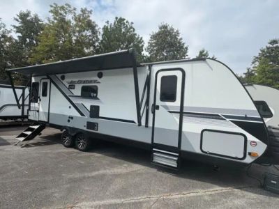 2024 Jayco Jay Feather - Photo 2
