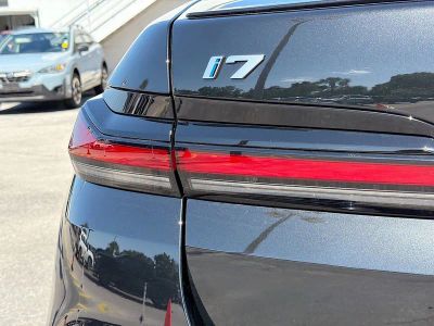 2026 BMW i7 — photo 10 view