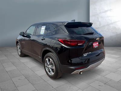 2025 Chevrolet Blazer - Photo 4