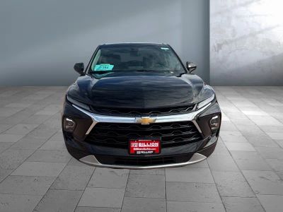 2025 Chevrolet Blazer - Photo 2
