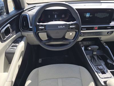 2026 Kia Sorento — photo 13 view