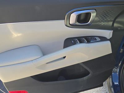 2026 Kia Sorento — photo 17 view